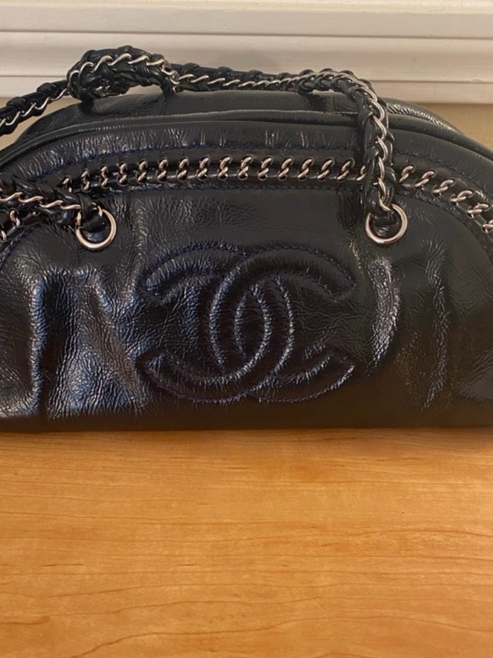 CHANEL dark blue Quilted CC Logo Shoulder Bag with Chain Trim - Picture 4 of 11